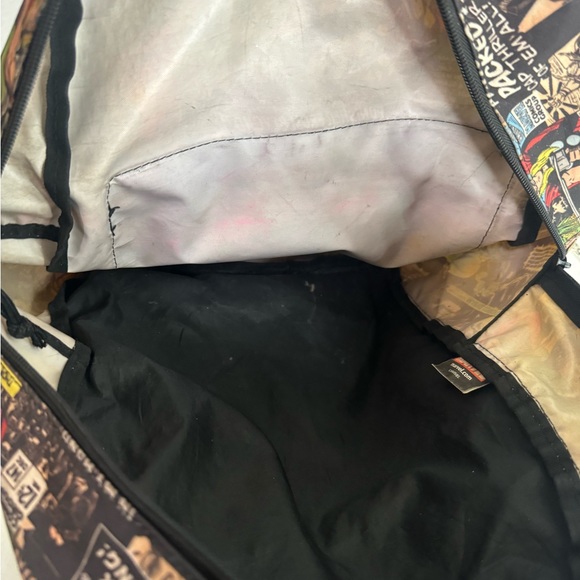 Marvel Comics Backpack - Picture 7 of 9
